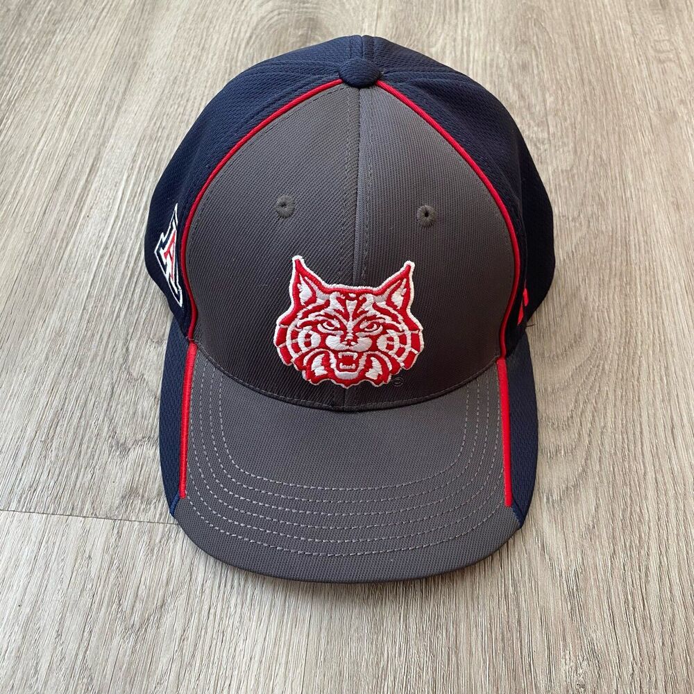 ARIZONA WILDCATS Russell Brand Baseball Cap Hat Mens‎ Size Cotton Strapback